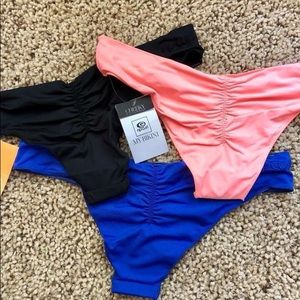 NEW w/tags Ripcurl Cheeky bottoms